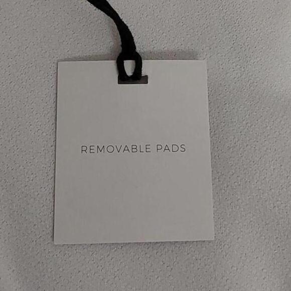 Halter Center Front Ring Bralette Bikini Top | Shade & Shore | Medium (8/10) - Picture 8 of 9